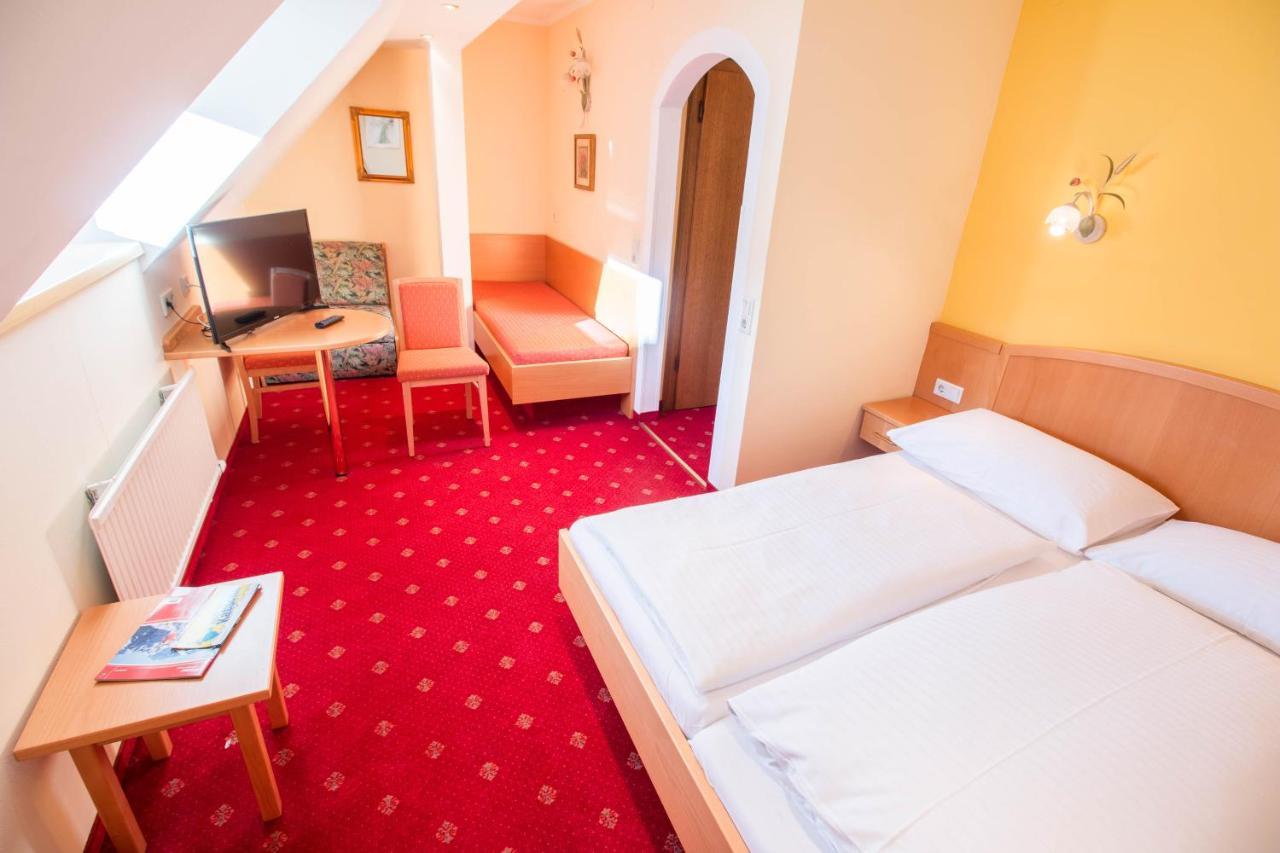 Hotel Weissenstein 상트미카엘임룽가우 외부 사진