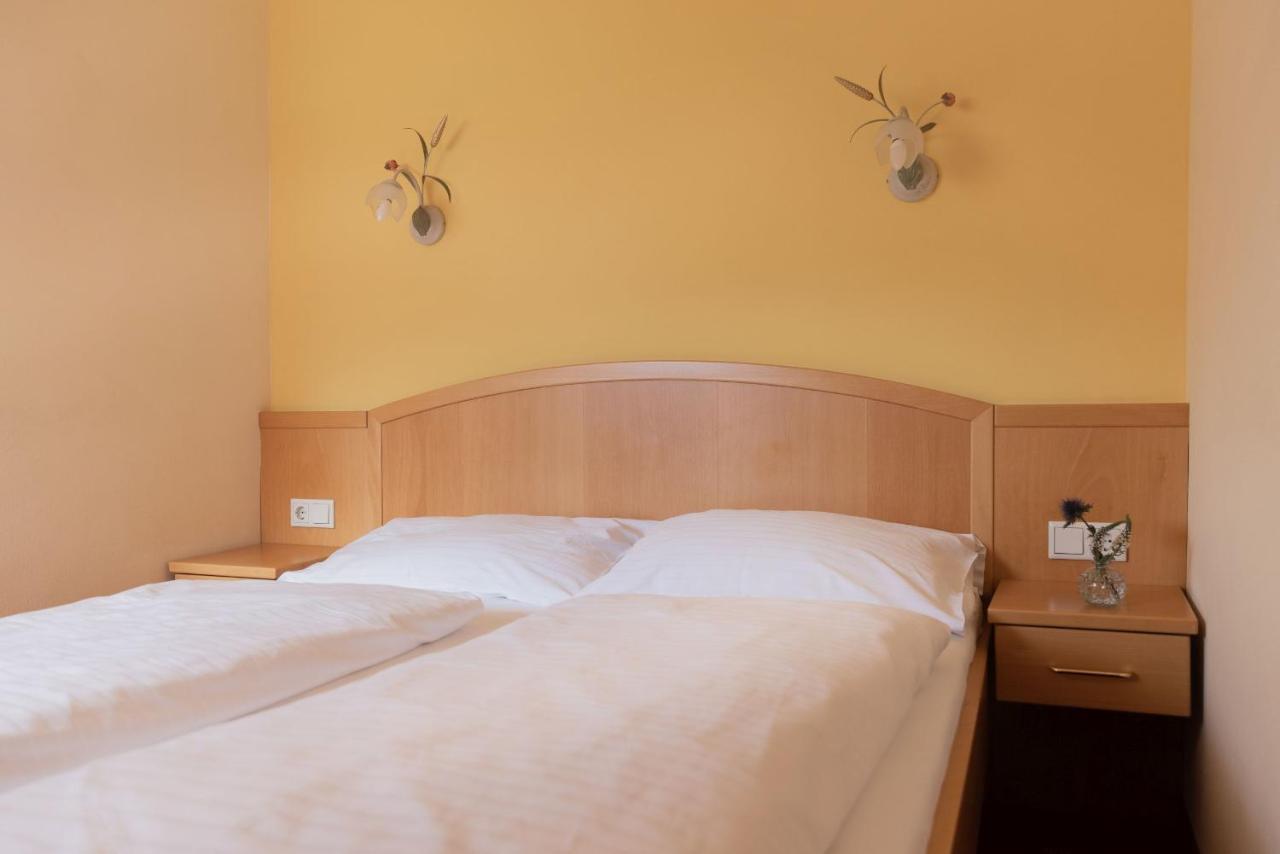 Hotel Weissenstein 상트미카엘임룽가우 외부 사진